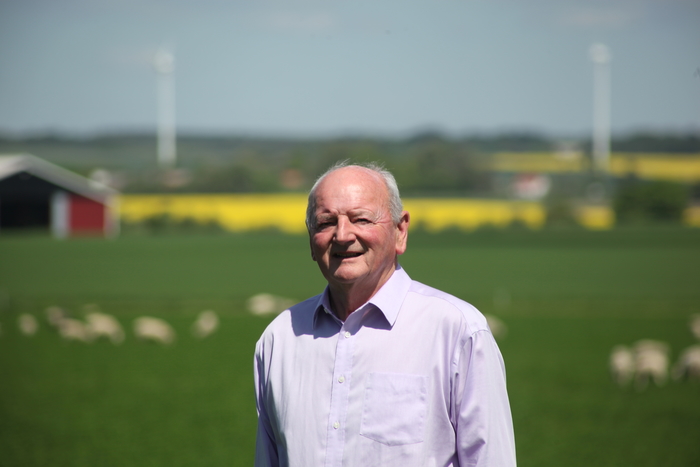 Welsh sheep breeder travelled 2000 miles to improve sheep conception rates.