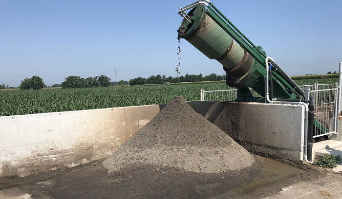 Open day to showcase new system to effectively handle sand bedding