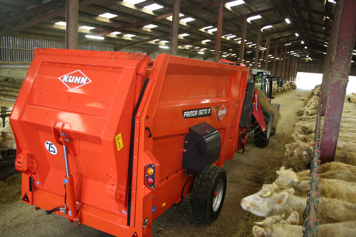 High output feeder bedder on show at UK Dairy Day