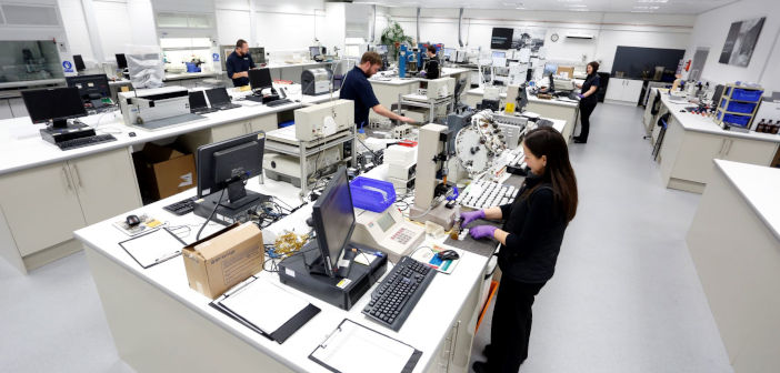 Finning UK launches new laboratory technician degree apprenticeship finning_apprenticeships