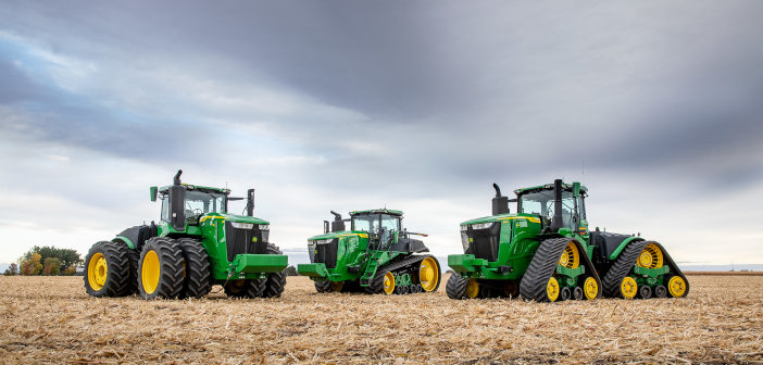 john_deere_9R_new_tractor_group