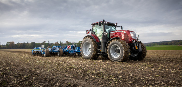 McCormick to bring a shade of red to Cereals MC_RPE7_X7.6_FIELD_CULTIVATOR_DE_002