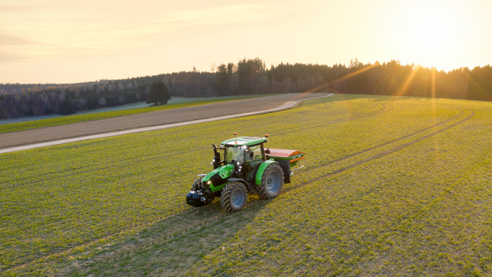 New 5-Series tractors from Deutz-Fahr 5 Series_5125_Stage V_Field_DJI_0579