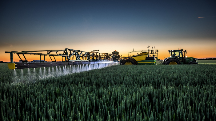 John Deere introduces biggest ever trailed sprayer John-Deere-launches-biggest-ever-trailed-sprayer