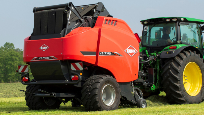 Kuhn announces new baler and baler-wrapper finance scheme KUHN VB 7100