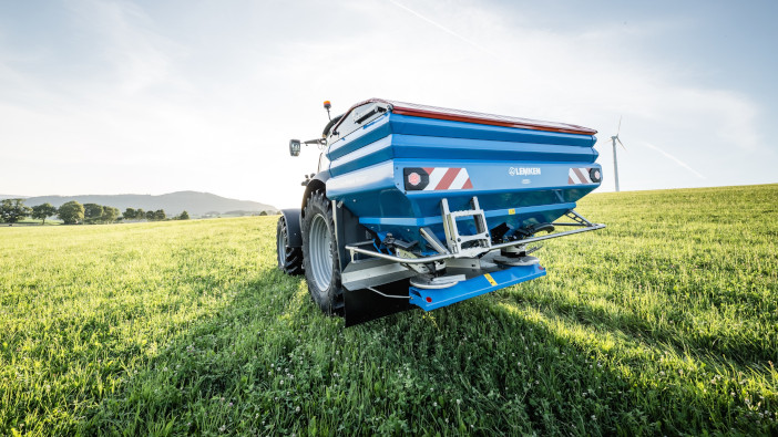 Yara makes moves to ensure UK fertiliser supply Polaris 14 spreader