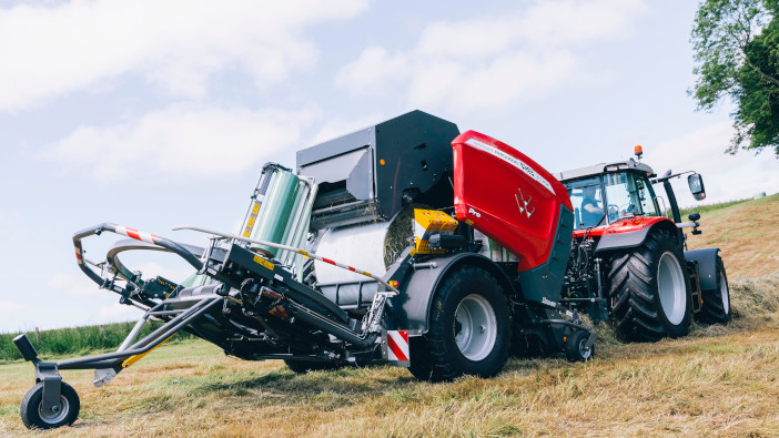 Round baler and baler-wrapper combination updates launched by Massey Ferguson 'RB3130F_PROTECT_WORKING_BEZU_LA_FORET_0521-3544