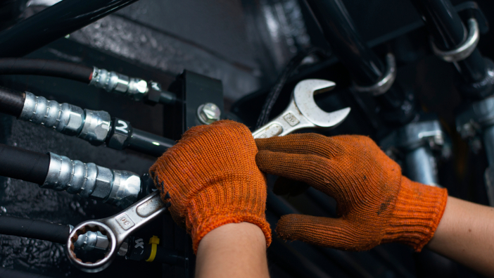 New NFU Mutual survey reveals biggest challenges to agri-contractors Banner,With,Close,Up,View,Of,Hydraulic,Pipes,Of,Heavy