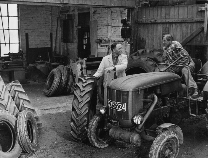 Continental_Anwendung_Reifen_Landwirtschaft_1958 