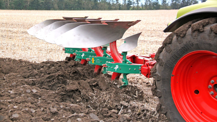 50 years of Kverneland’s reversible plough point KV points