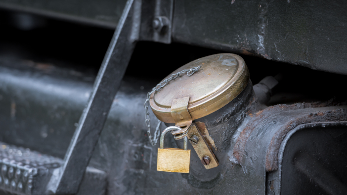 Fuel thieves targeting rural properties, NFU Mutual warns A,Tank,Cap,With,Padlock