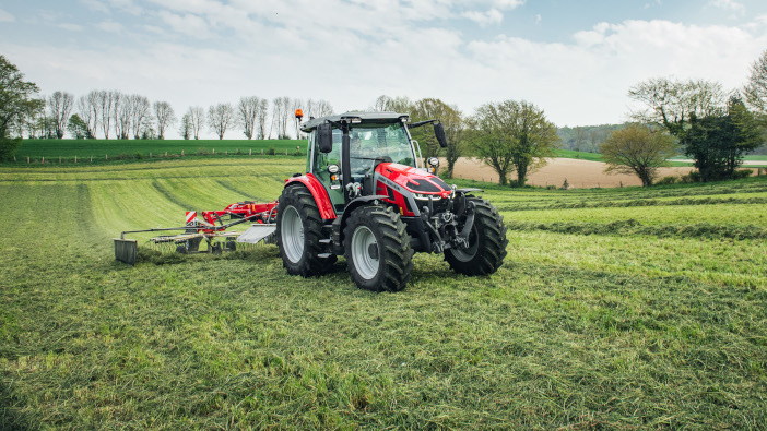 MF_5S_125_WITH_RAKE_RK662_WORKING_BEZU_0521_13