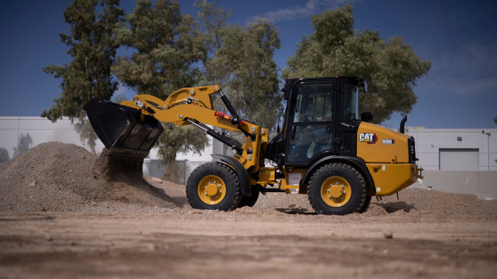 Caterpillar launches new compact wheeled loaders CM20220419-93368-5ed14