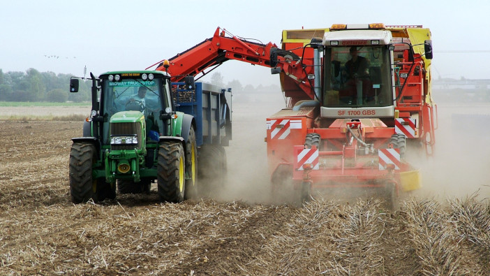 Managing potato crops in dry conditions LEAD Technologies Inc. V1.01