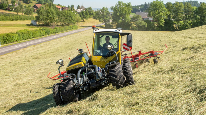 Tractor of the Year: Best of Specialized – Rigitrac SKH 60