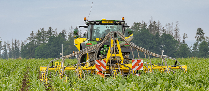 The new independent row-unit control cultivator series from Bednar