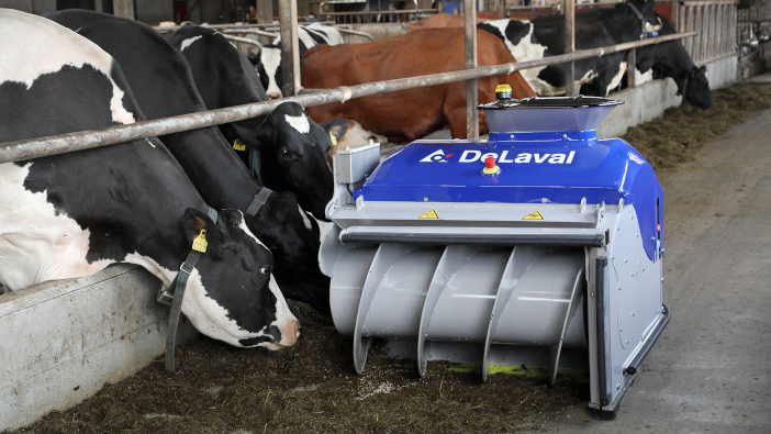DeLaval launches new feed pusher robot for productivity boosts