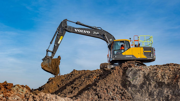 Trial of Danfoss Dextreme in Volvo excavators