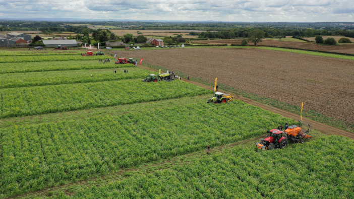 Establishment trials highlight the differences between drills