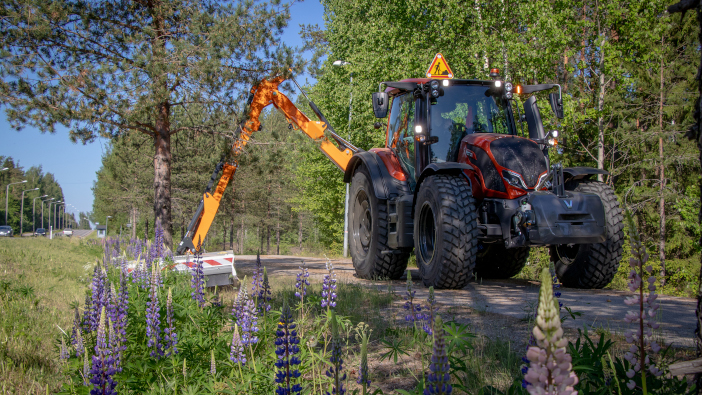 Valtra marks 10 years of its Unlimited Studio