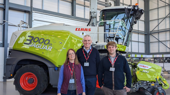 Claas UK sells its 3,000th Jaguar forage harvester
