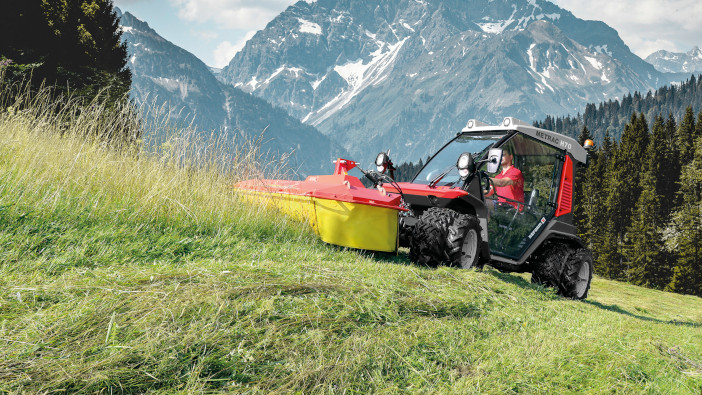 Tractor of the Year: Best of Specialized – Reform Metrac H70