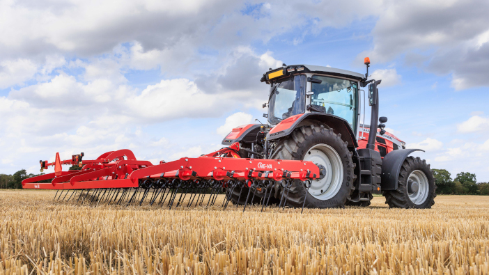 HE-VA announces new straw harrow for Lamma launch