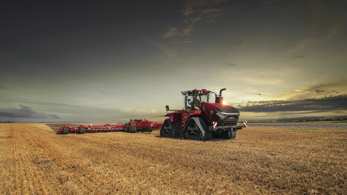 Case IH wins Good Design Awards for flagship Quadtrac and electric Farmall