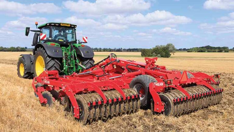 Pick of the cultivation kit Cultivating ground