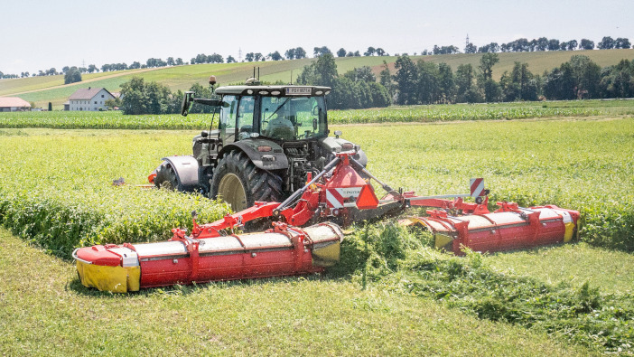 Pöttinger launches new Cross Flow mower