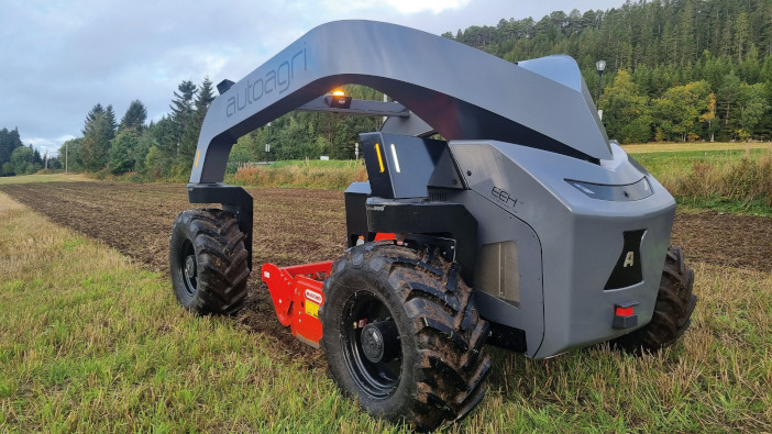 Tractor of the Year 2025: TotYBOT – AutoAgri IC20E