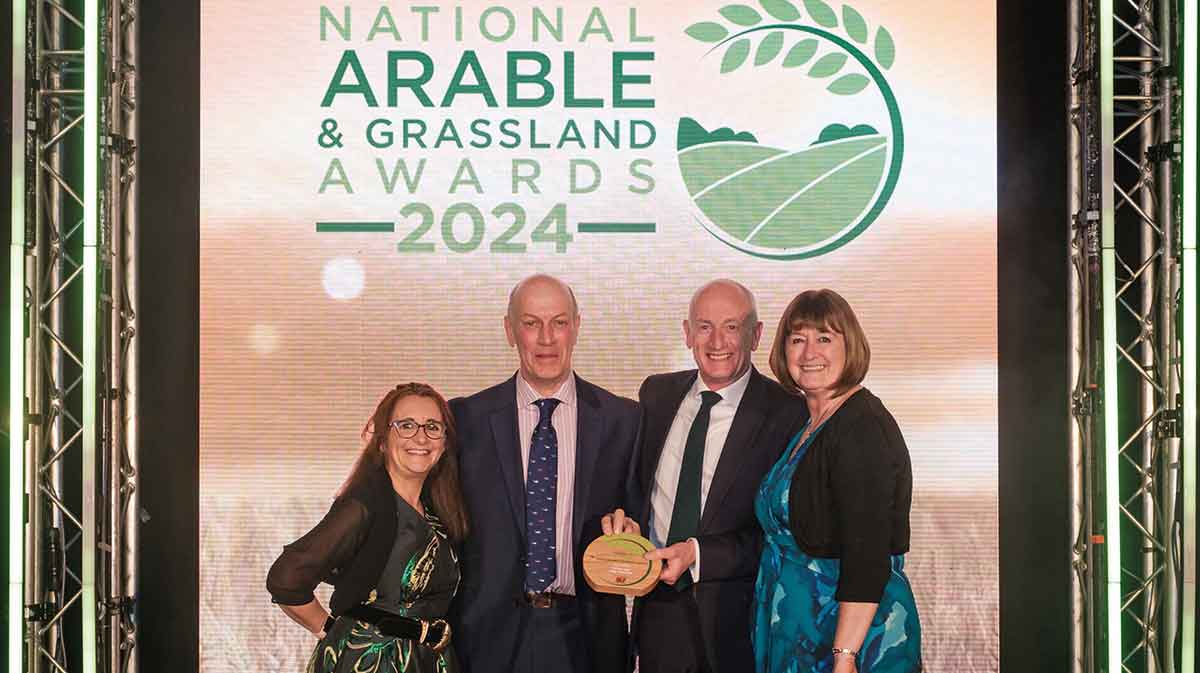 Zoe and Peter Mee getting the Sustainability Award at the 2024 National Arable and Grassland Awards