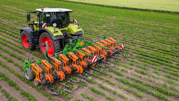 Amazone brings family colours to groundcare and hoeing divisions