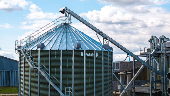 UK farmers look to Sukup drying silos from McArthur BDC