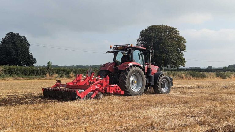 Combi Disc working from behind