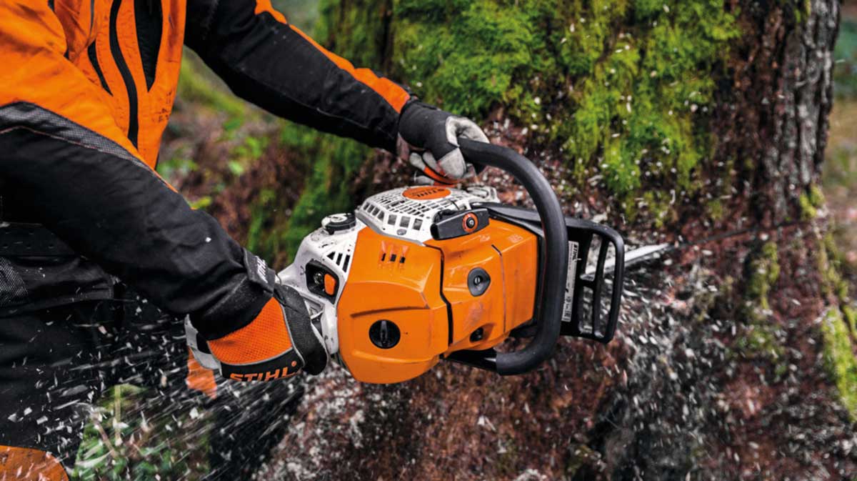 Stihl’s Advance ProCOM