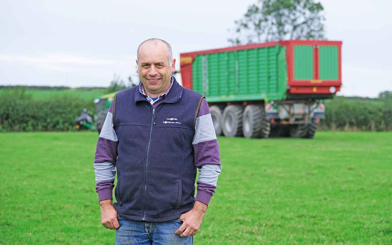 Gary Morgan in field