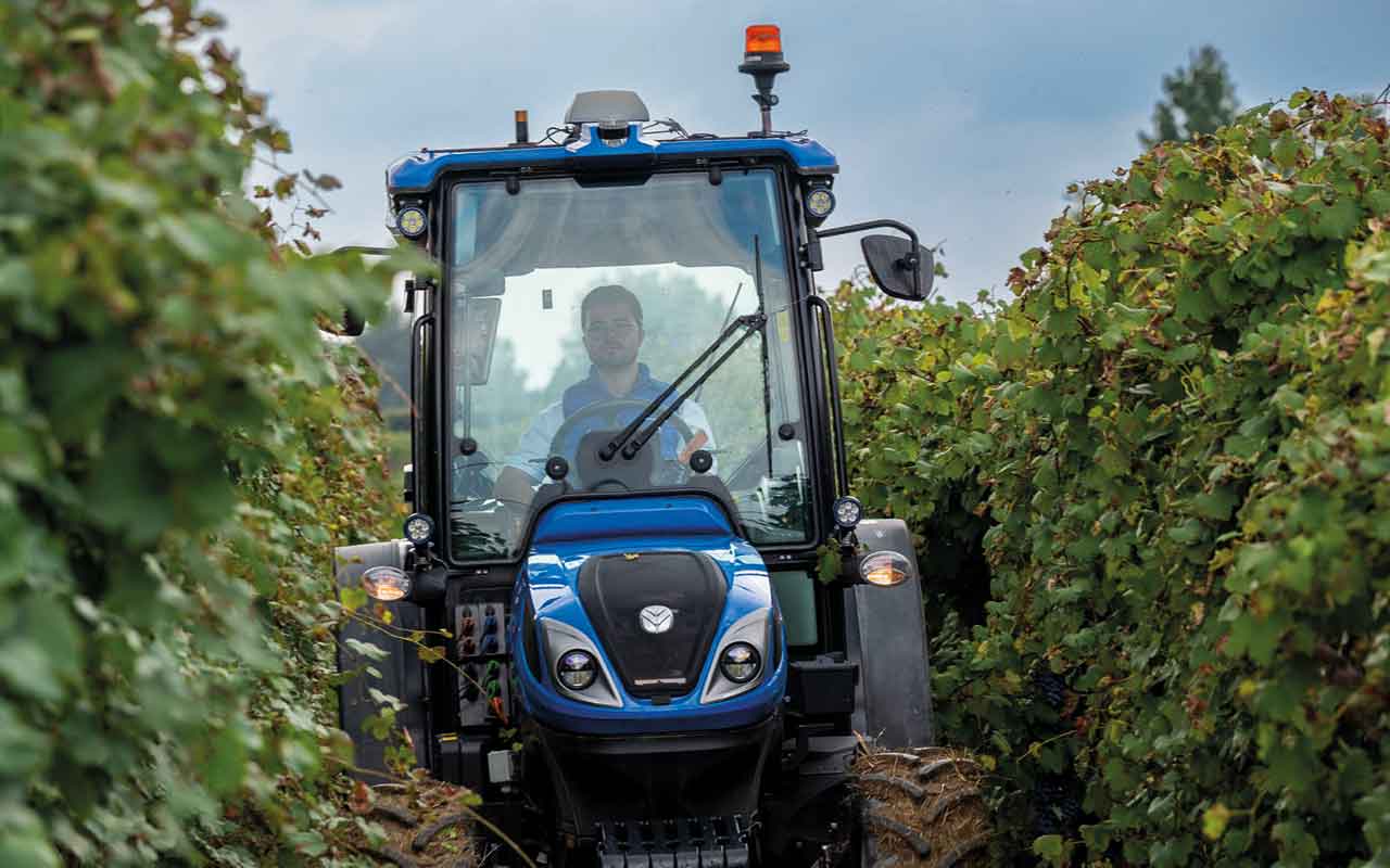 New Holland Advanced Vision 