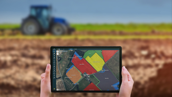 Hutchinsons invites farmers to see Omnia in action at Cereals