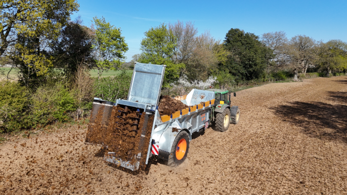 RS Agri enters muckspreader market