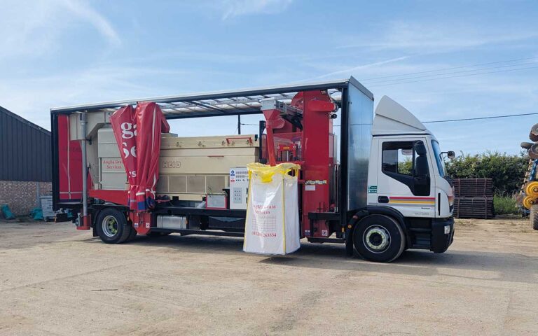 Seed lorry