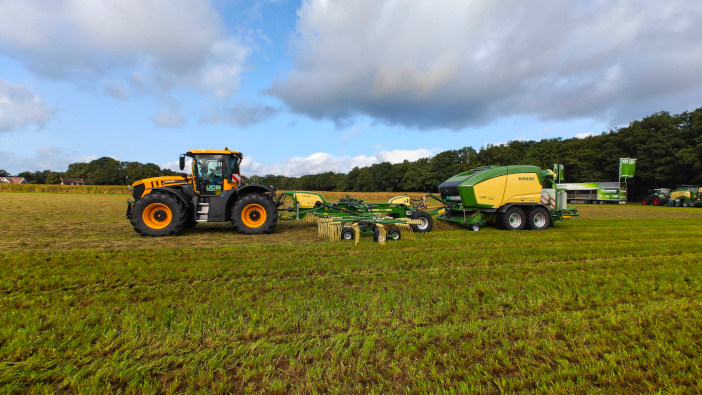 Unique rake and baler combination launched by Krone