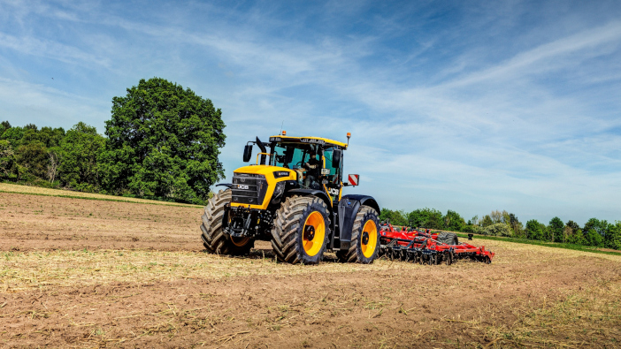 Tractor of the Year 2026 – TotY HighPower – JCB Fastrac 6300