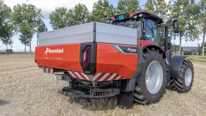 New fertiliser spreader to be unveiled by Kverneland