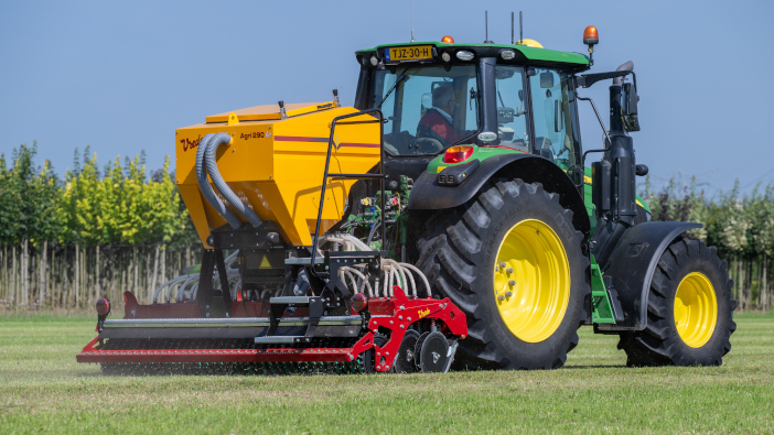 Campey to showcase new Vredo overseeder at Cereals