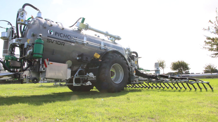 Pichon expands SV tanker range